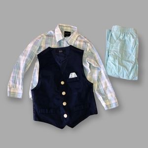 Like NEW* Nautica Toddler Boy 3 piece Suit. Size 3T